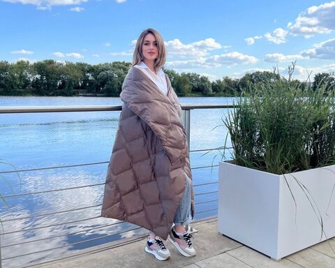 Дорожный плед-пончо пуховый 130х170 German Grass Travel Cape Plaid Milk Chocolate бежевый