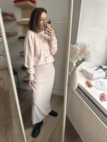 Кардиган с пуговицами-стразами из 100% мериноса пудра