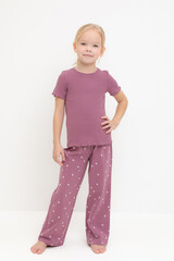 пижама  для девочки  К 1636-1/темная орхидея,поле с ромашками