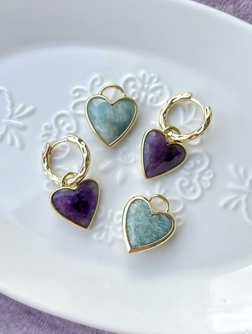 Серьги сердечки из натурального камня