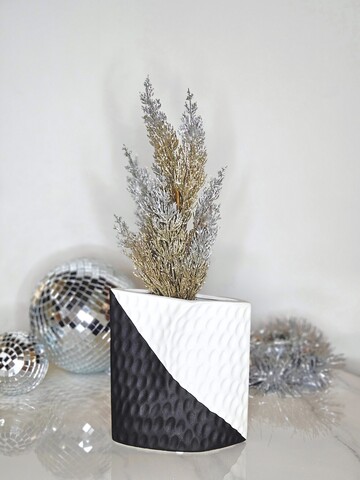 Ваза Black and White Vase B