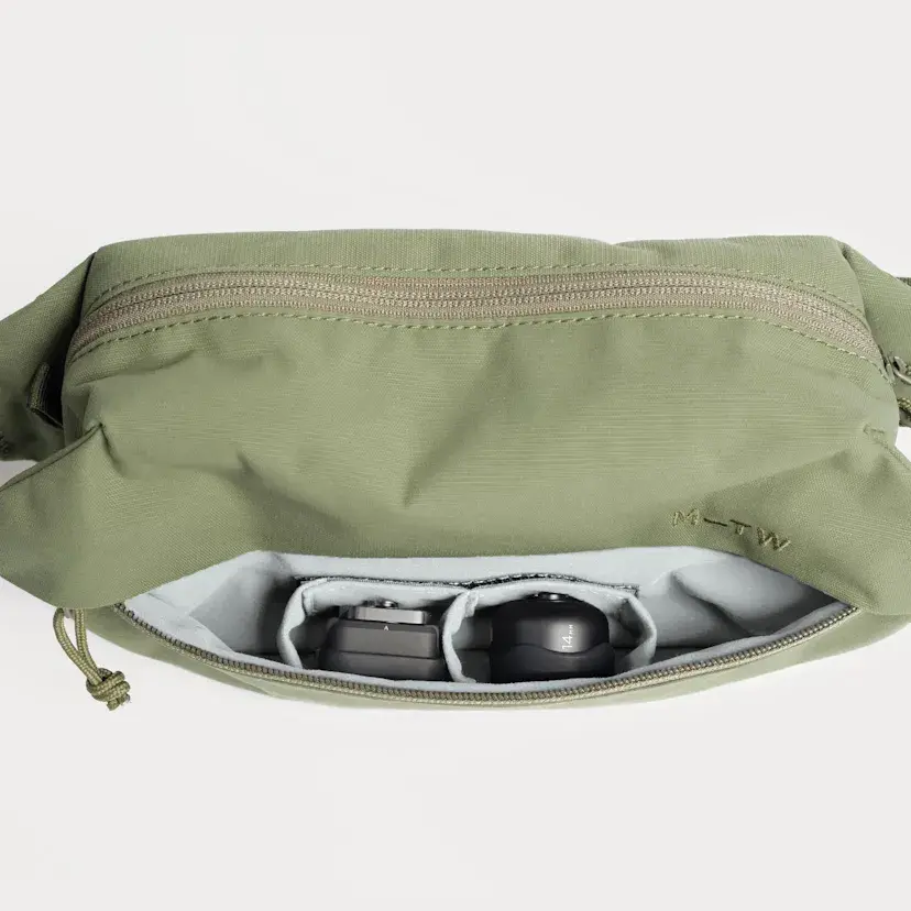 Sling fanny bag top