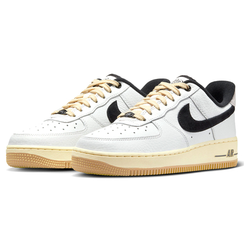 Кроссовки Nike Air Force 1 '07 Wmns Black and Summit White