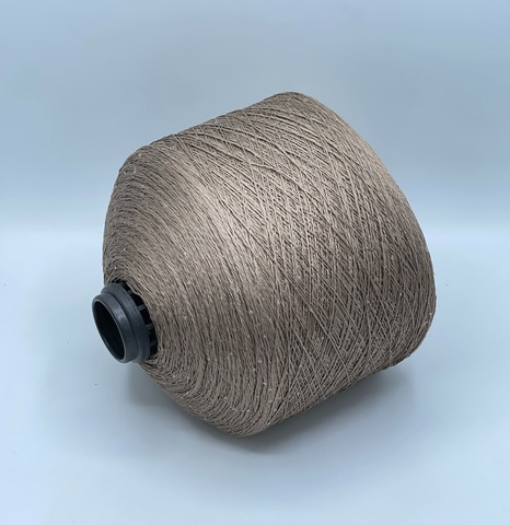 Бобинная пряжа, Linette Pailletes, 450м, 80% Лен, 20% Полиэстер(пайетка), Светлый,серо-коричневый+пайетка. 39397