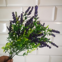 Зелень Машка 7 веточек Фиолетовый