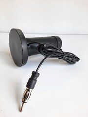 АНТЕННА ДЕКОРАТИВНАЯ НА МАГНИТНОМ ОСНОВАНИИ Т-275 С КАБЕЛЕМ И ПРИЕМОМ РАДИО В ГОРОДЕ