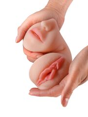 Нежный двусторонний реалистичный мастурбатор - ротик с зубками и вагина - 