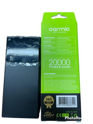 Внешний аккумулятор Power Bank Oarmio 20000 mah M197A 2 USB черный с фонариком