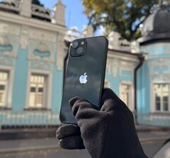 iPhone 13, 128 ГБ б/у