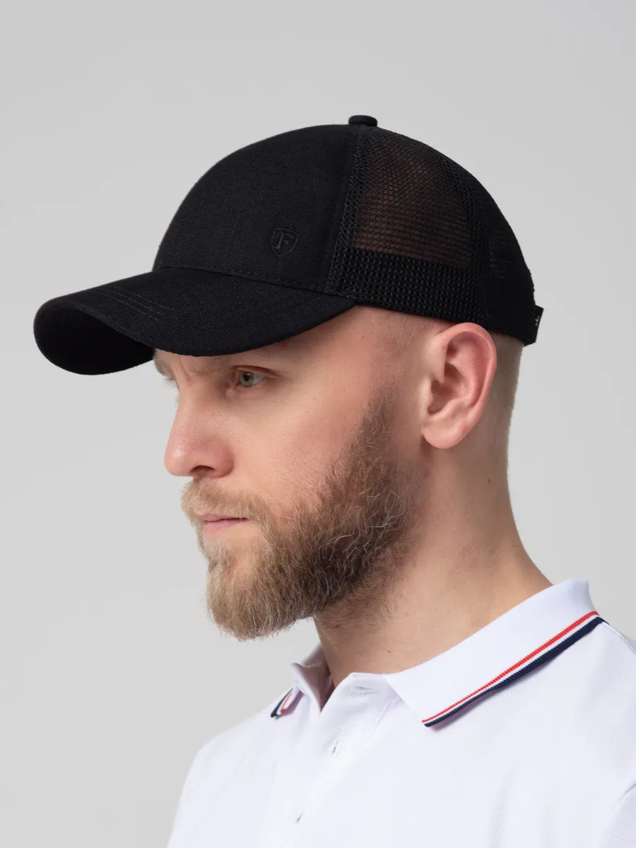 Бейсболка с сеткой летняя черная