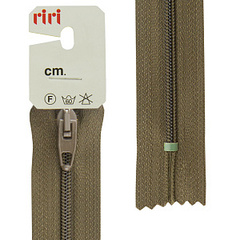 Молния пластиковая брючная неразъемная (Riri, Ткань/пластик, Темный хаки тесьма 79910, 20)