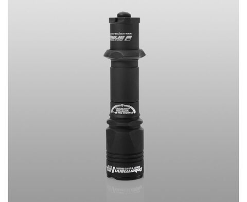 Фонарь ручной Armytek Dobermann XP-E2 черный/белый лам.:светодиод. CR123x2 (F02002BR)