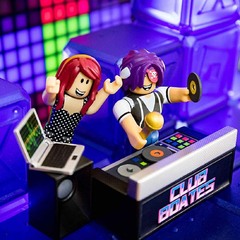 Роблокс Клуб Знаменитостей - ПОВРЕЖДЕНИЕ УПАКОВКИ!