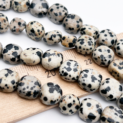 "Далматин" бусины, плоский фриформ, размер около 8,5-10 мм, цена за 9-10 шт (1/4 нити)