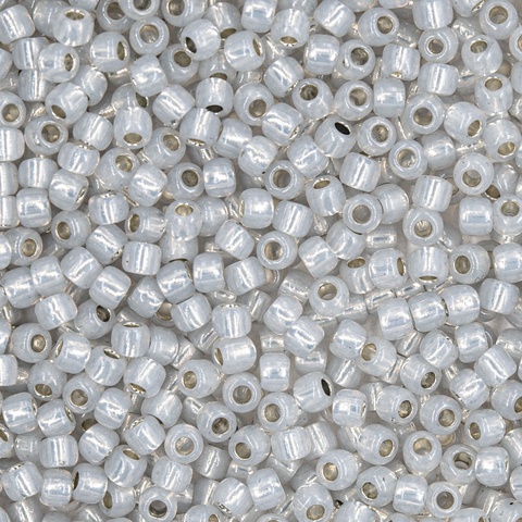 Японский бисер TOHO Round 11/0 (№PF2101), с внутренним серебрением, непрозрачный глянцевый