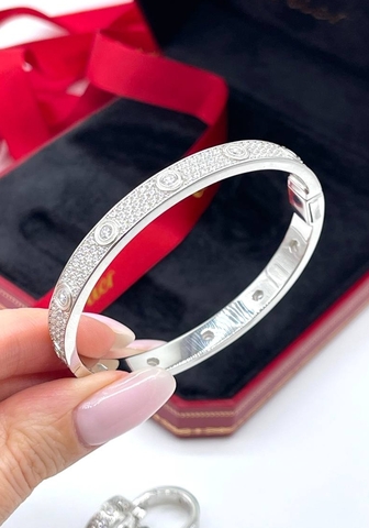 45044 - Серебряный браслет коллекция LOVE в обсыпке из камней
