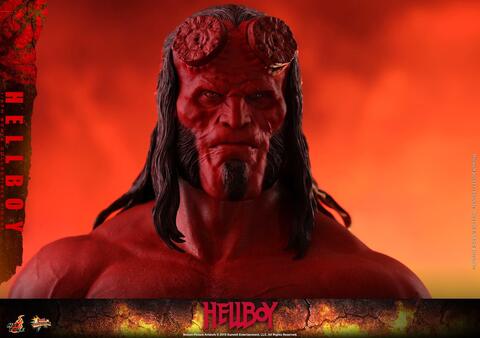 Фигурка Коллекционная Хэллбой масштаб 1/6 Hot Toys