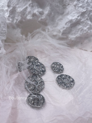 Пуговицы серебристые с квадратными деталями и прозрачной серой эмалью с блестками