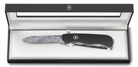 Нож перочинный Victorinox Damask 111мм 10 функц черный в подар коробка (0.8501.J17)