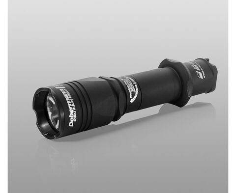 Фонарь ручной Armytek Dobermann XP-E2 черный/белый лам.:светодиод. CR123x2 (F02002BR)