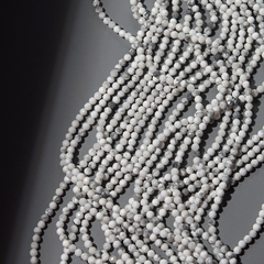 Магнезит натуральный, 3,5мм, шар, микроогранка