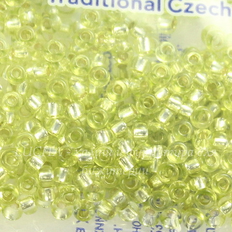 78253 Бисер 10/0 Preciosa Кристалл Соль-Гель светло-салатовый с серебряным центром (78253100)