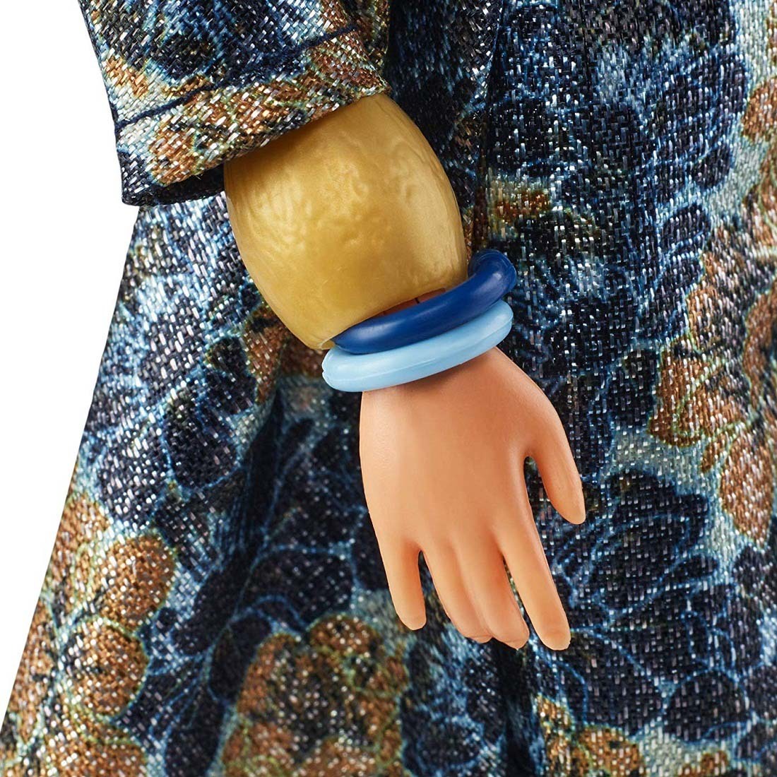 Barbie styled by iris apfel doll hotsell