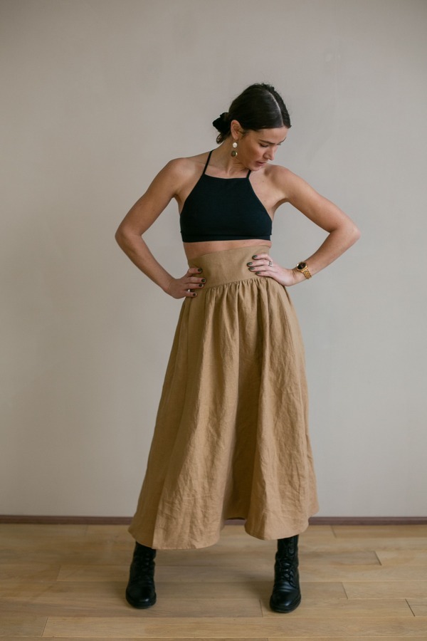 Прямая юбка миди с разрезом сзади :: LICHI - Online fashion store