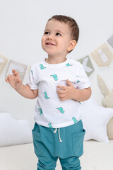 фуфайка  для мальчика  КР 302034/белый,зеленые динозавры