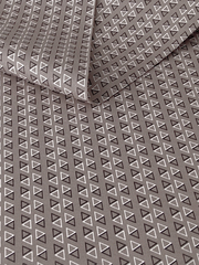 Ткань бязь плательная, рис. "Треугольники", ширина 150 см, арт. 112