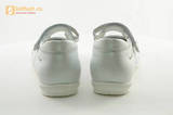 Туфли Тотто из натуральной кожи на липучке для девочек, цвет Белый, 10204D. Изображение 8 из 16.