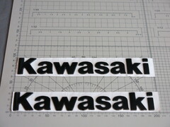 Наклейки на бак Kawasaki чёрные 19,5см