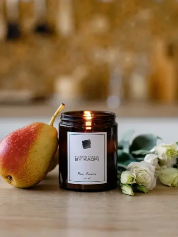 Свеча PEAR FREESIA