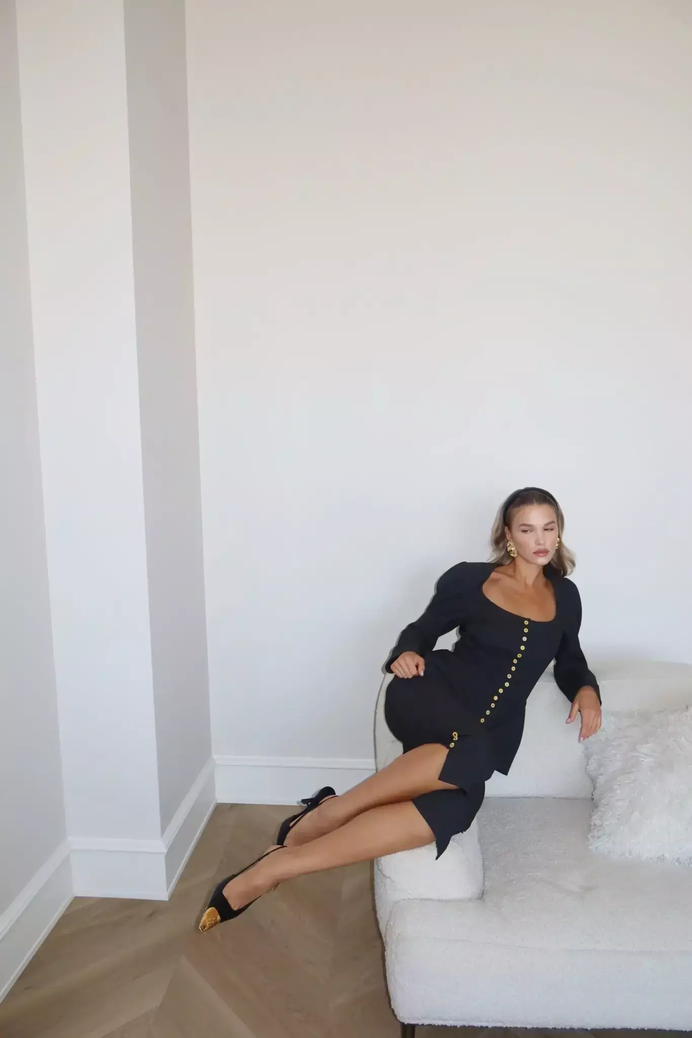 Капри с маленькими декоративными пуговицами, Черный