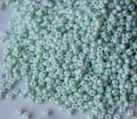 Бисер чешский полосатый Preciosa 03850, размер 10/0