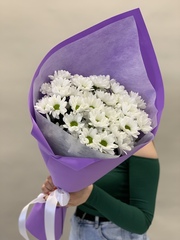 Букет цветов Хризантемы в конверте