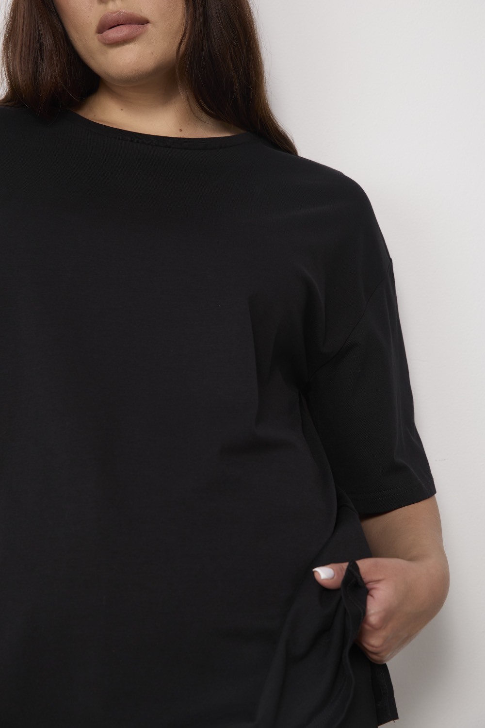 Футболка прямого кроя, черный
