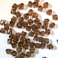 Бусины гранёные плоские пришивные акрил, Ø 4 мм, 50 гр