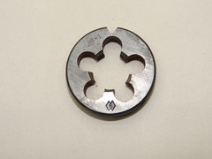 Плашка М20х1 d=45мм