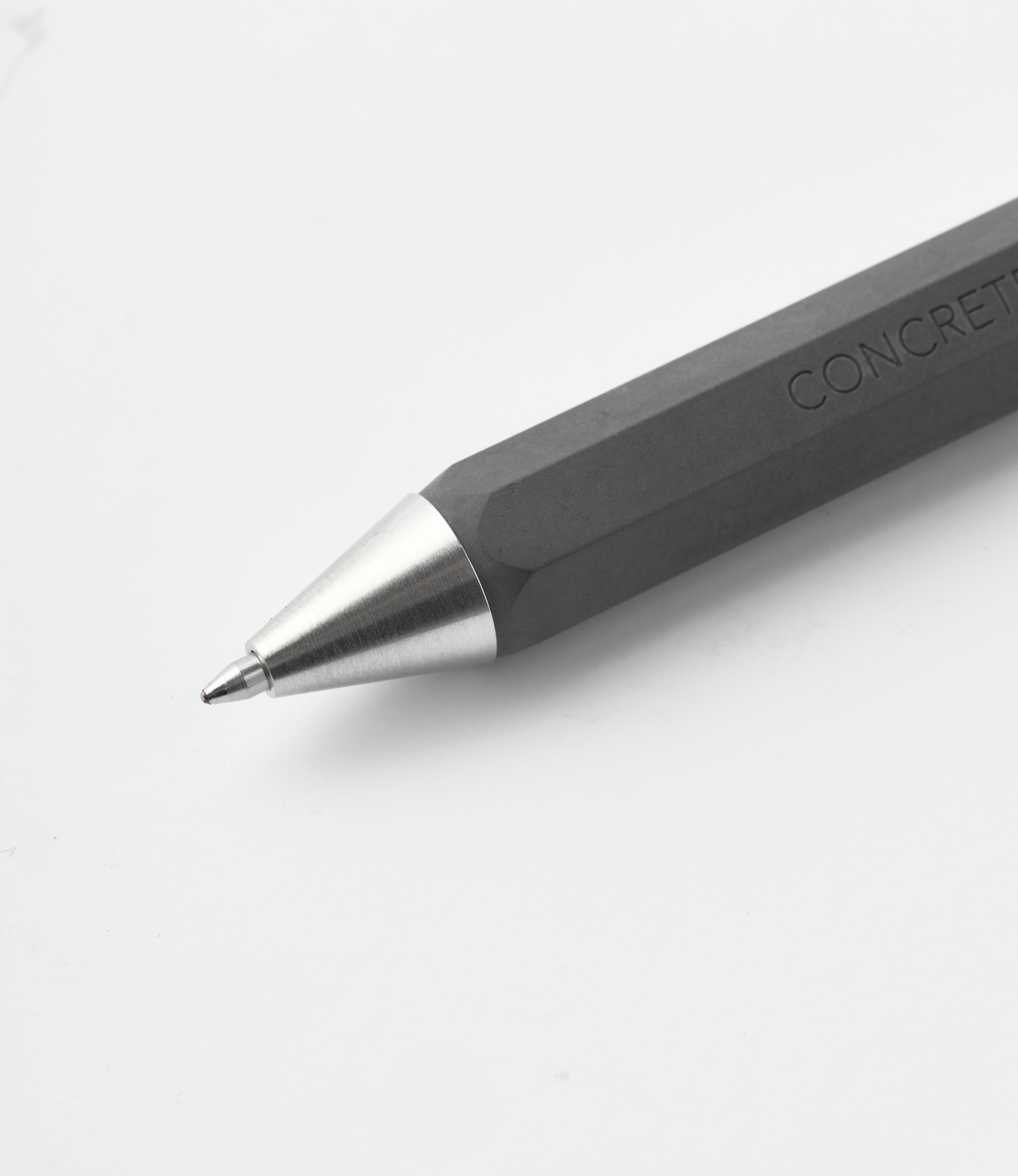 22 Studio Шариковая ручка из бетона Seven Ballpoint Pen