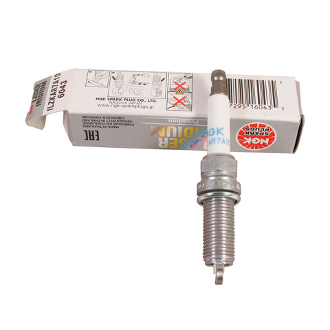 Свеча NGK ILZKAR7A10 (6043) (REA6MC) (3022438)