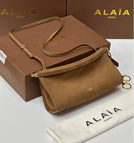 Сумка ALAIA LE CLICK EAST WEST из нубука