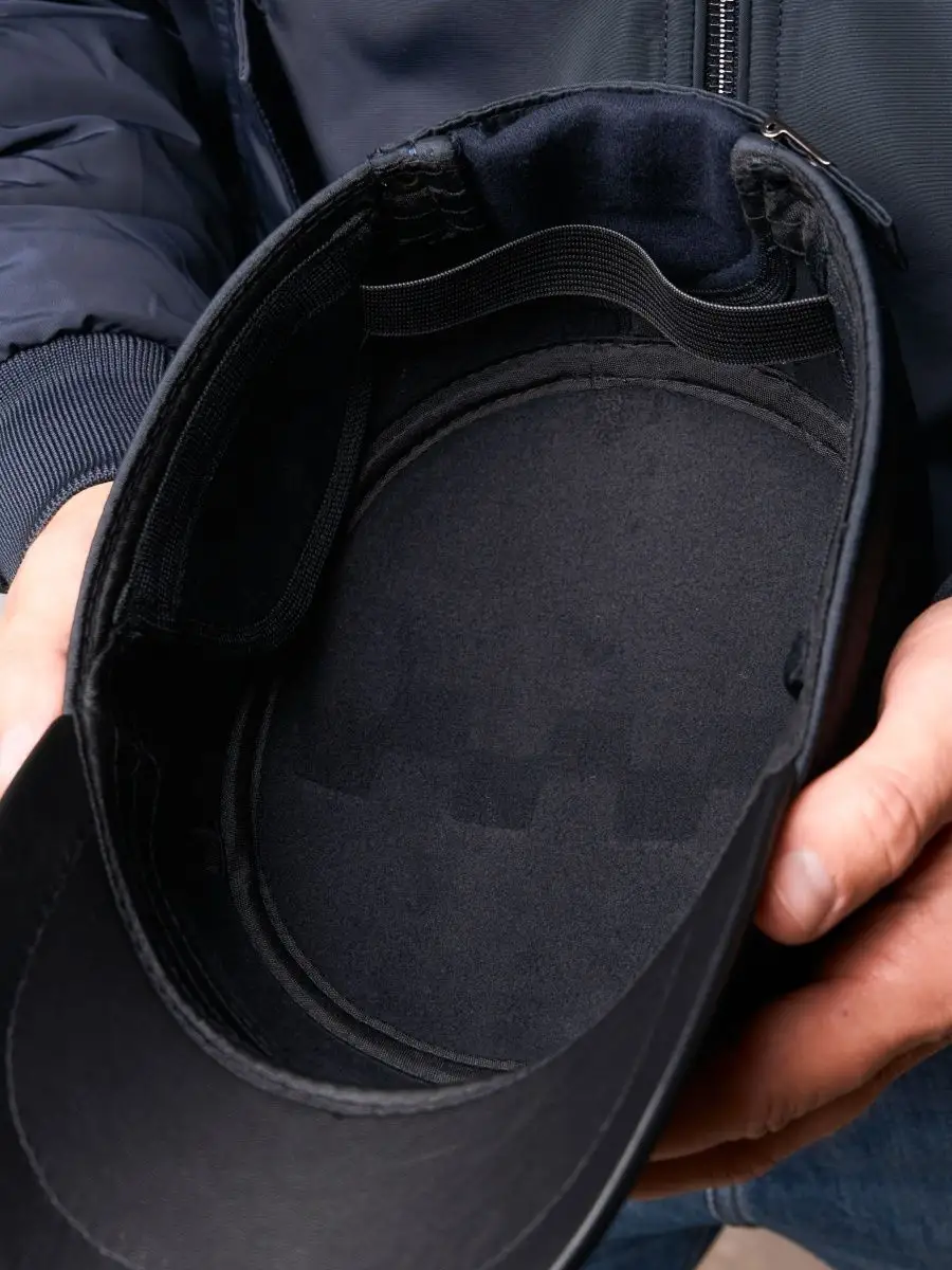 Кепка немка утепленная с ушками плащевка