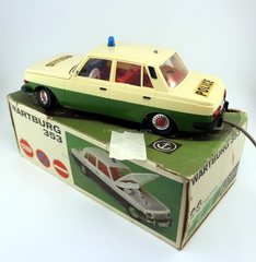 Wartburg 353 police with remote control DDR VEB Piko Anker 1:15