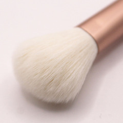 TF BIT206 Малая кисть для хайлайтера и других сухих текстур I'm TREND