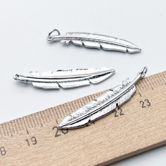 Подвеска Перо, цвет серебро (родий), размер 36*7,5, цена за 1 шт