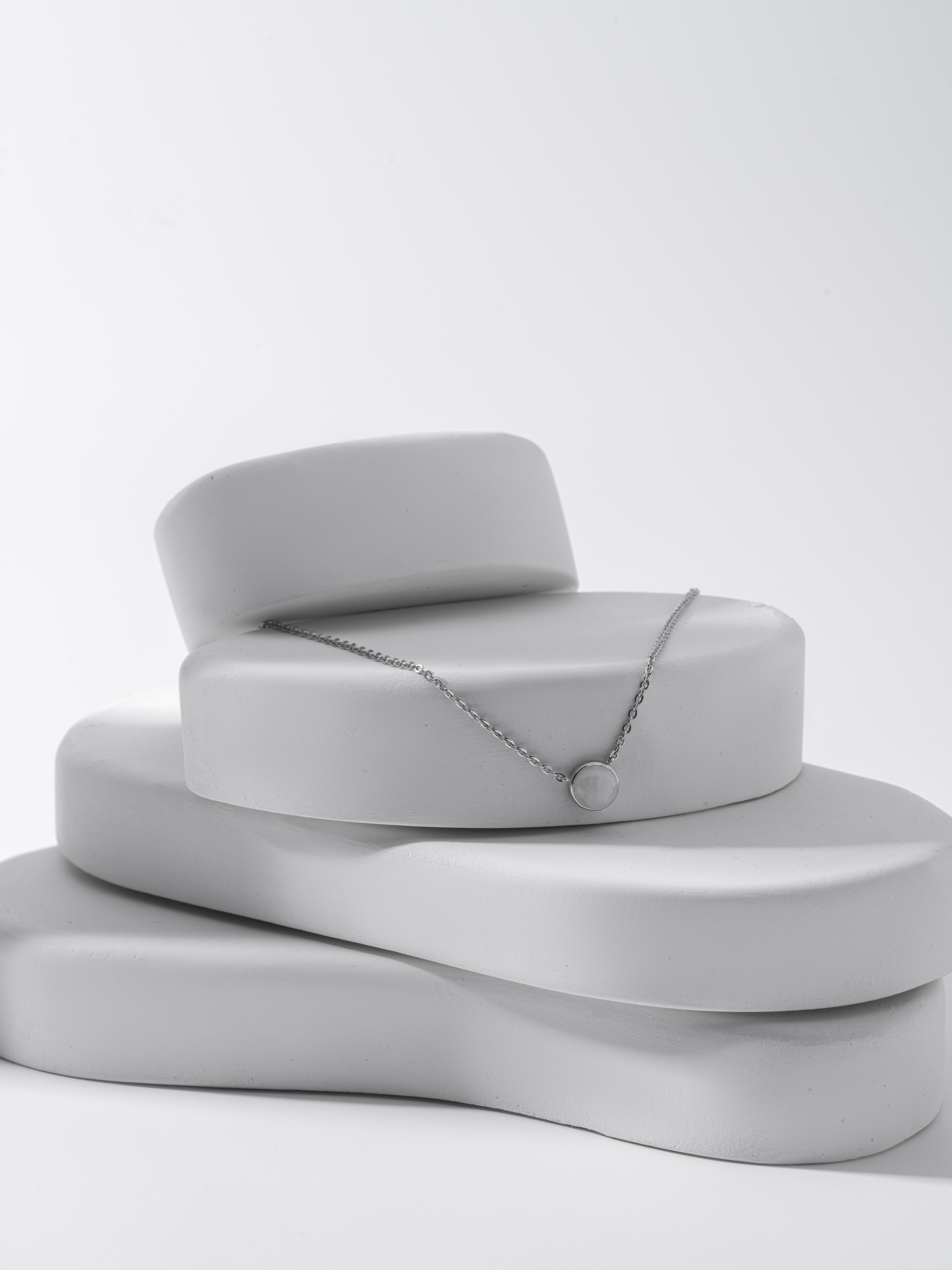 Колье с лунным камнем Лунный свет