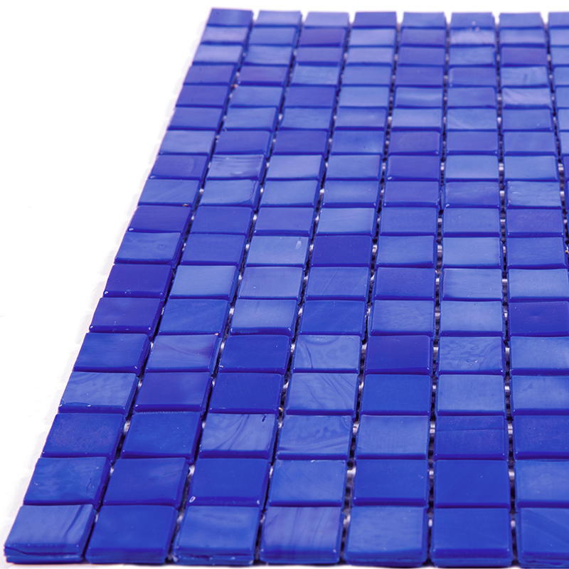 NC323 Мозаика одноцветная чип 15 стекло Alma Mono Color синий темный квадрат глянцевый