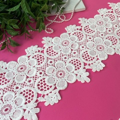 Кружево, белое ажурное, для рукоделия, ширина 14 см, длина 2 м