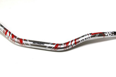 Руль Astront переменного сечения серебристый